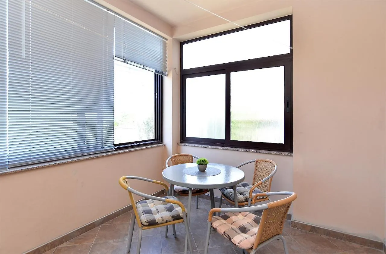 Apartments Irena 531 Pula Croatia