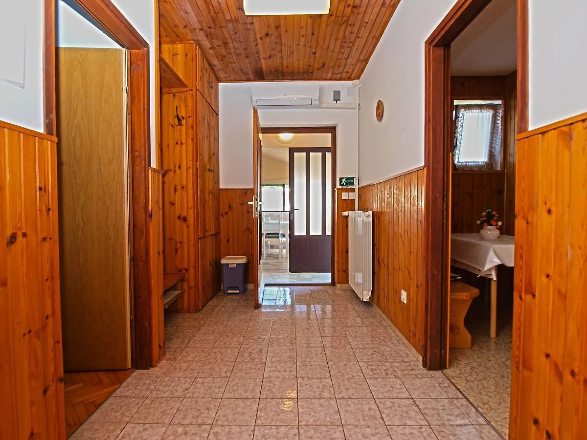 Apartments Irena 531 Pula 0*,  Croatia