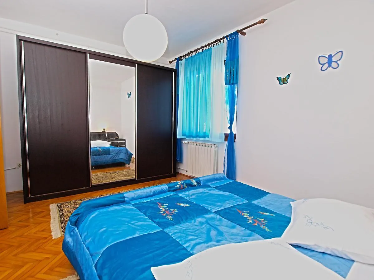 Apartments Irena 531 Pula